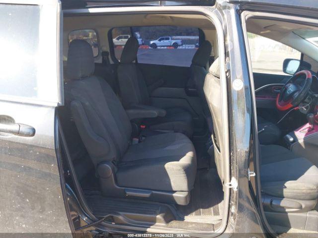 Mazda Mazda5 Sport Image 5