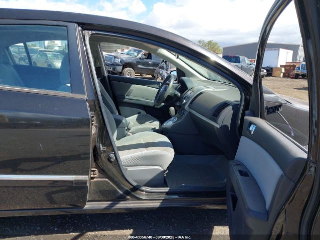 Nissan Sentra 2.0s Image 8