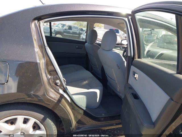 Nissan Sentra 2.0s Image 5