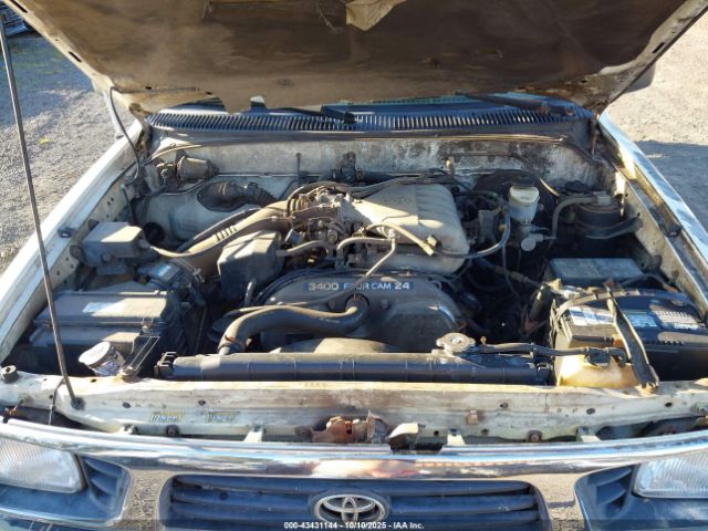 Toyota Tacoma Xtracab Sr5 Image 8