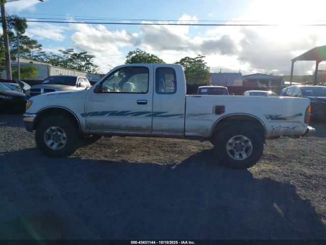 Toyota Tacoma Xtracab Sr5 Image 16