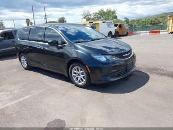  Salvage Chrysler Pacifica