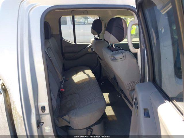 Nissan Frontier Se Image 3