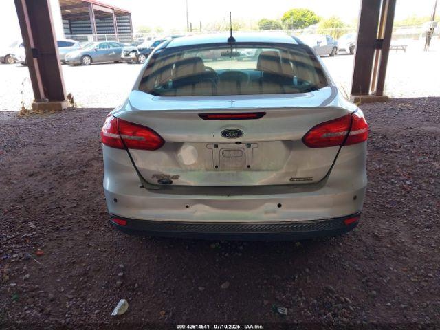 Ford Focus S Image 2