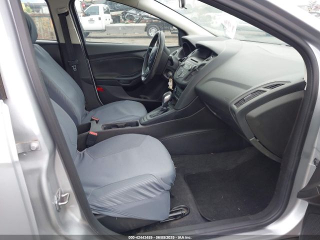 Ford Focus S Image 11