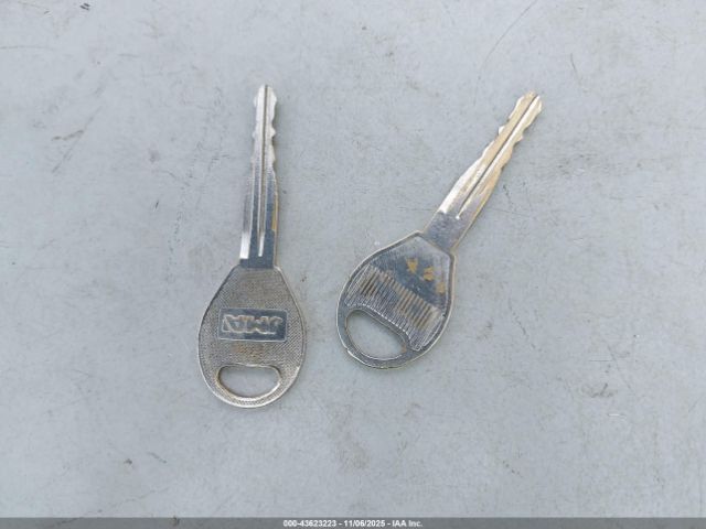 Nissan Xterra Se Image 9