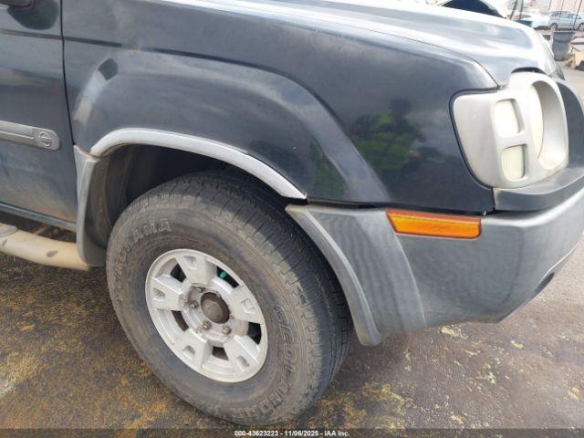 Nissan Xterra Se Image 12