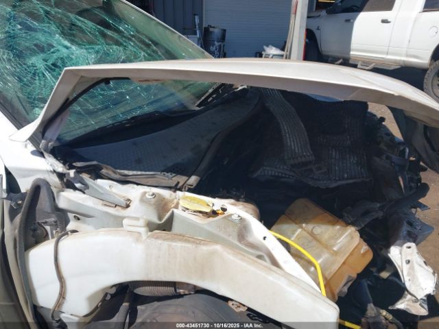 Ford Focus Zx4 Image 9