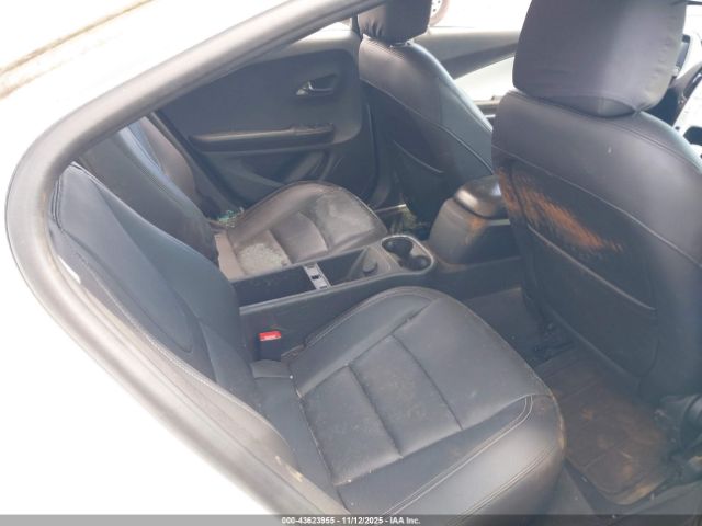 Chevrolet Volt Image 7