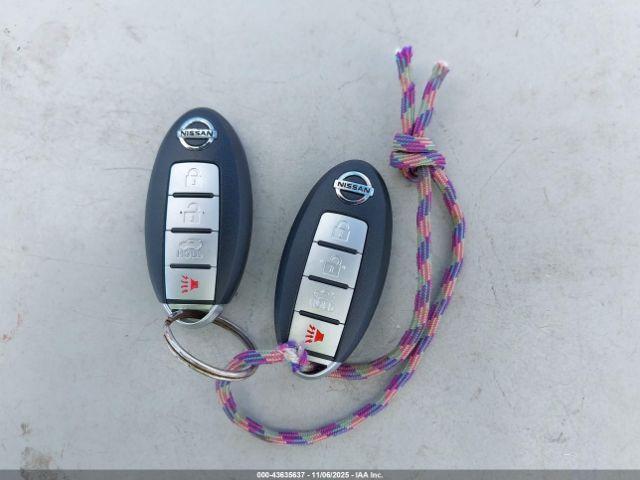 Nissan Versa Sv Image 7