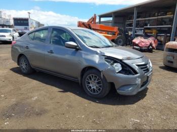 Salvage Nissan Versa