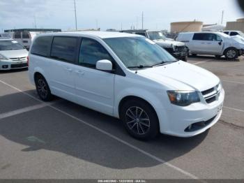  Salvage Dodge Grand Caravan