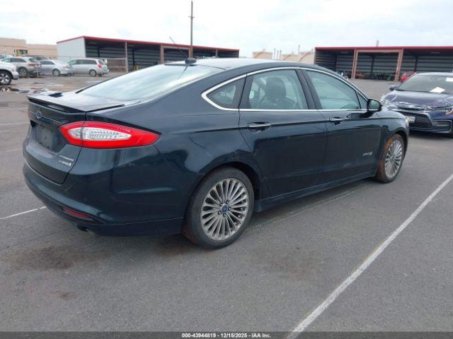 Ford Fusion Titanium Image 2