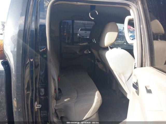 Nissan Frontier Sv Image 8