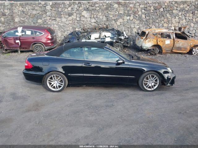 Mercedes-Benz Clk-class Image 14