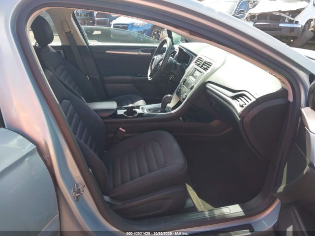 Ford Fusion Se Image 2