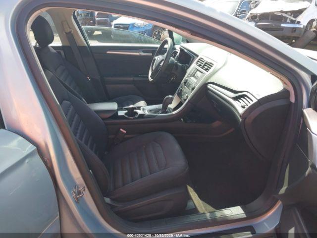 Ford Fusion Se Image 2