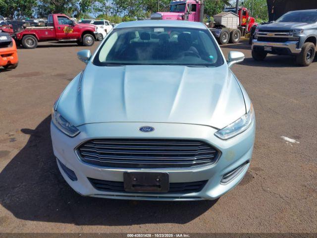 Ford Fusion Se Image 3