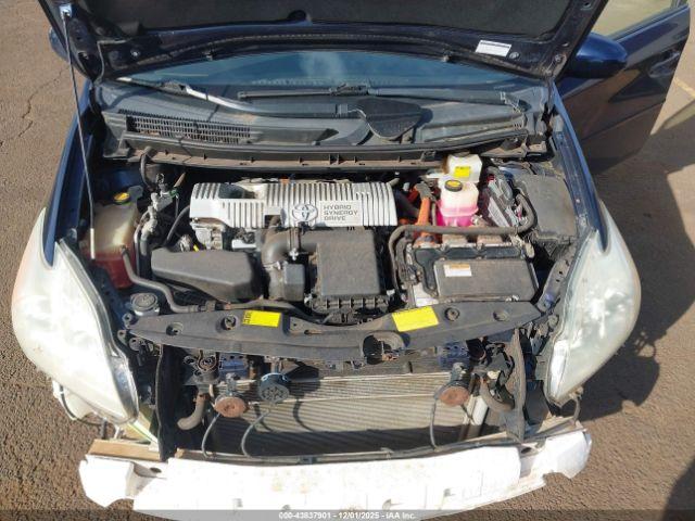 Toyota Prius Image 9