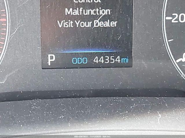 Toyota Corolla Se Image 11