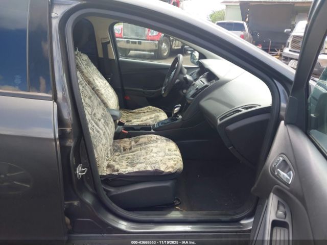 Ford Focus Se Image 4