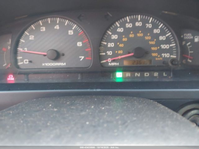 Toyota 4Runner Image 6