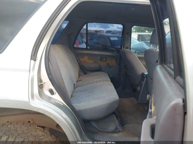 Toyota 4Runner Image 7