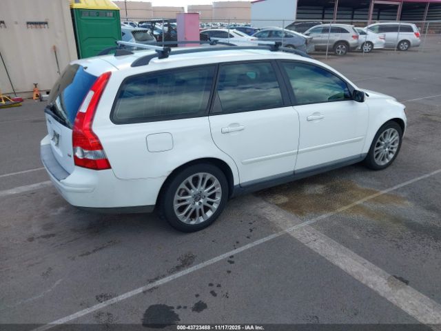 Volvo V50 2.4i Image 2