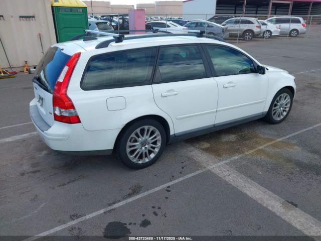 Volvo V50 2.4i Image 2