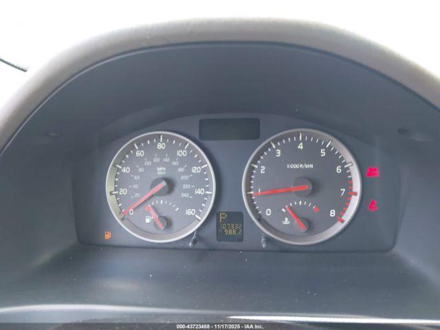 Volvo V50 2.4i Image 10