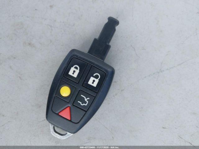 Volvo V50 2.4i Image 11