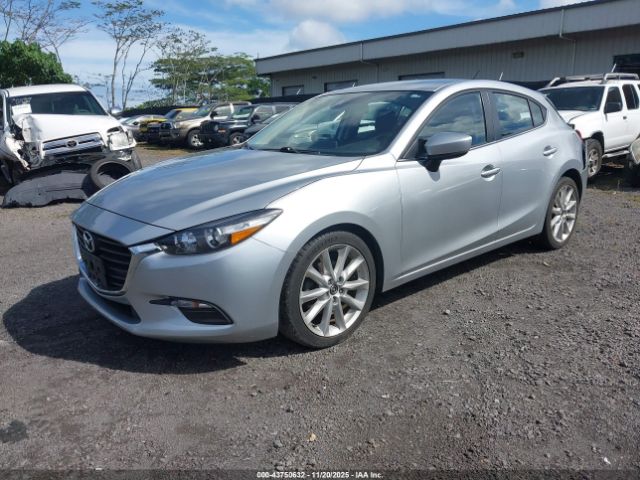 Mazda Mazda3 Touring Image 12