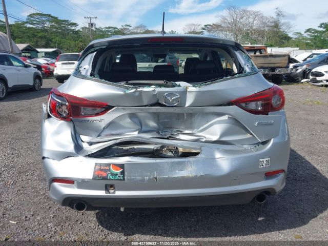 Mazda Mazda3 Touring Image 4