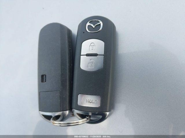 Mazda Mazda3 Touring Image 16