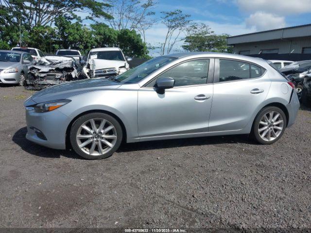 Mazda Mazda3 Touring Image 9