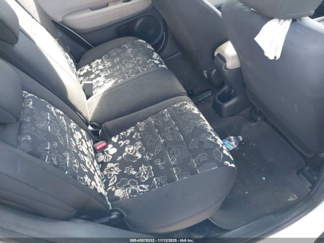 Honda HR-V Lx Image 15