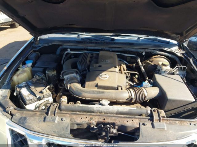 Nissan Pathfinder S Image 11