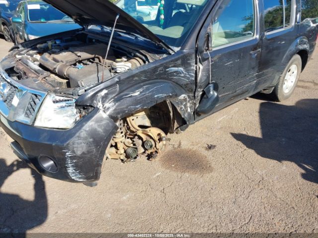 Nissan Pathfinder S Image 12