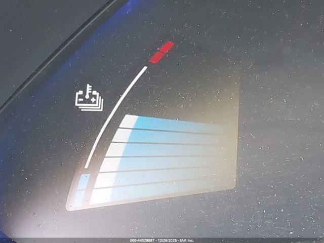 Nissan LEAF S Image 12