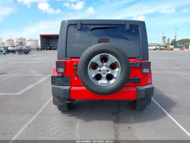 Jeep Wrangler Sahara 4x4 Image 16