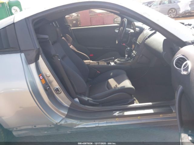 Nissan 350Z Enthusiast Image 2