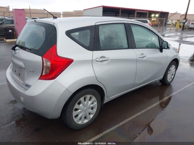 Nissan Versa Image 3