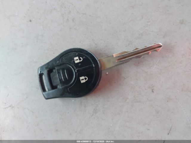 Nissan Versa Image 9