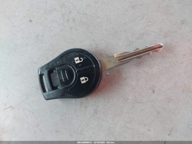 Nissan Versa Image 9