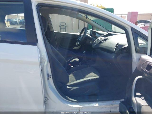 Ford Fiesta Se Image 5