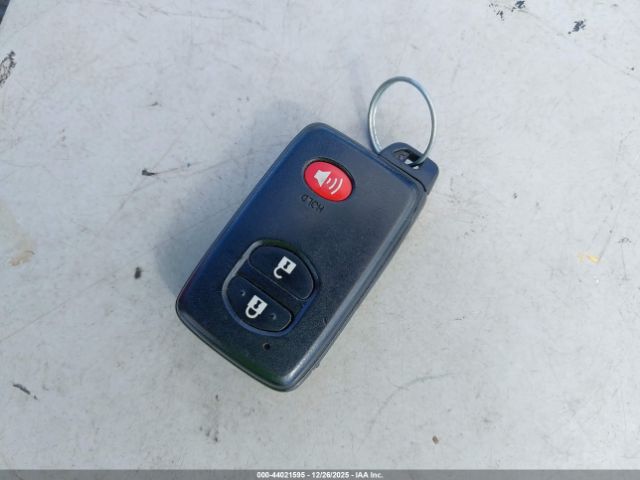 Toyota Prius Image 11