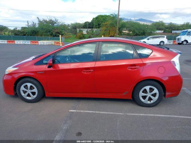 Toyota Prius Image 10