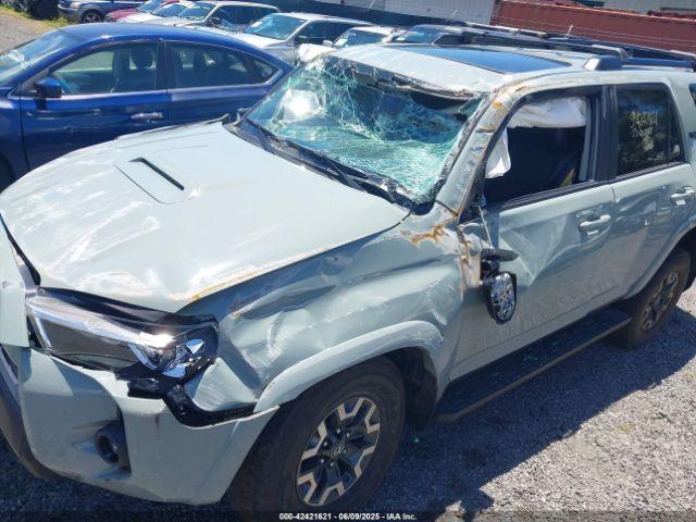 Toyota 4Runner Trd Off Road Premium Image 11