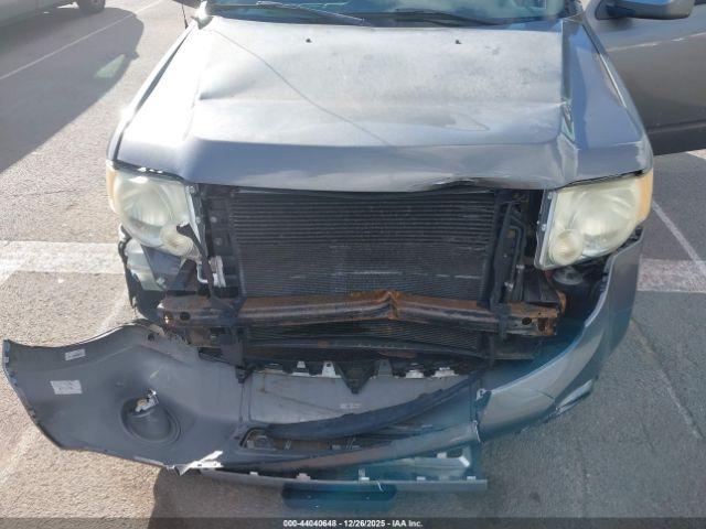 Ford Escape Limited Image 4