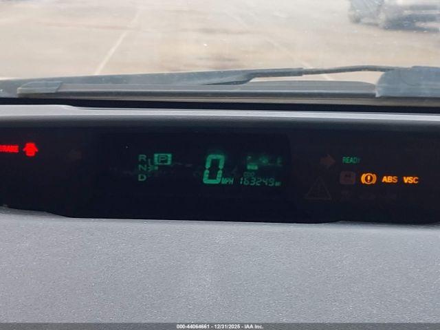 Toyota Prius Image 8